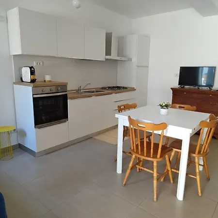 Sun Light Apartment